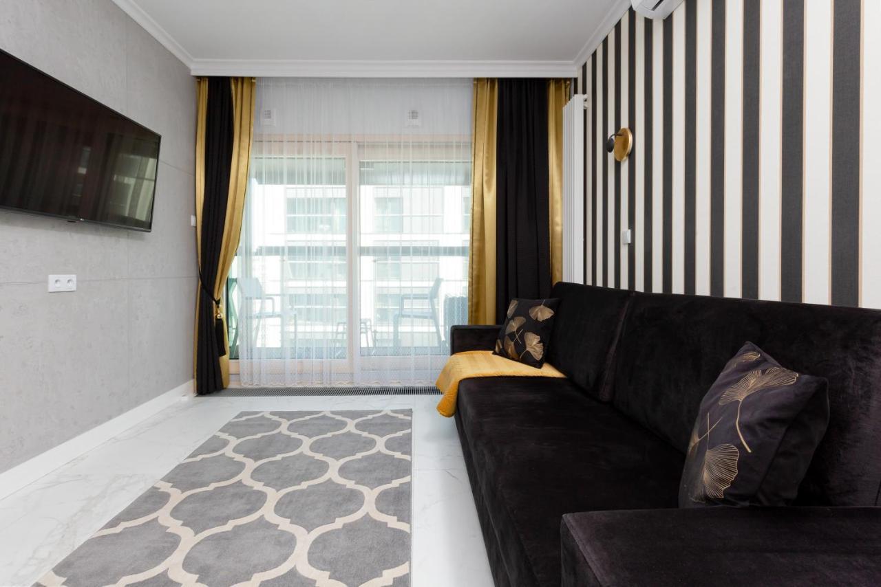 Mennica Residence - City Center Apartments By Noclegi Renters Varsovie Extérieur photo